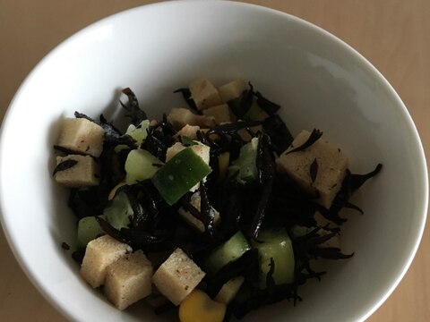 高野豆腐とひじきの和風サラダ